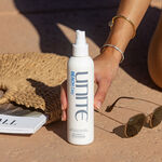 Unite Hair Coiffure & Finition BEACH DAY Spray Sal&eacute; Texturisant 236ml