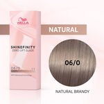 Wella Professionals Shinefinity Zero Lift Glaze Gloss Vernis Color&eacute; Longue Tenue 06/0 Natural Brandy 60ml