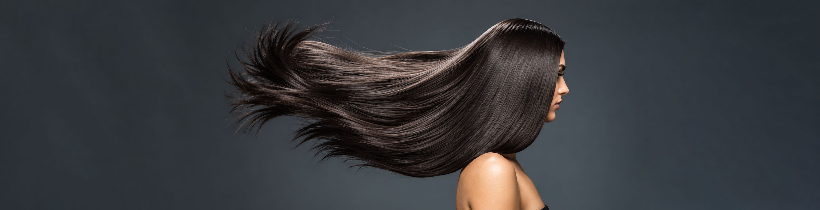 Comment les professionnels gardent les cheveux fonc&eacute;s exceptionnellement brillants et en parfaite sant&eacute;, comme en salon