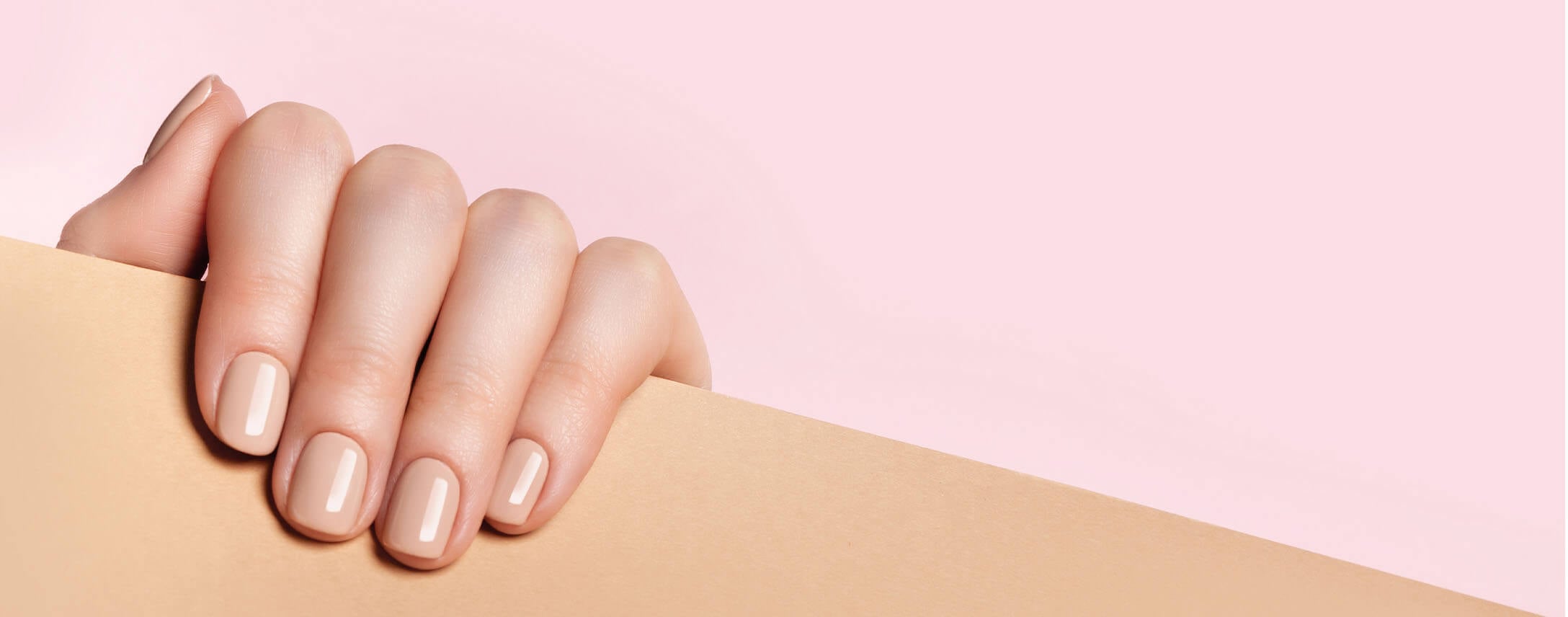 Réaction aux ongles en acrylique ou gel : que faire ?