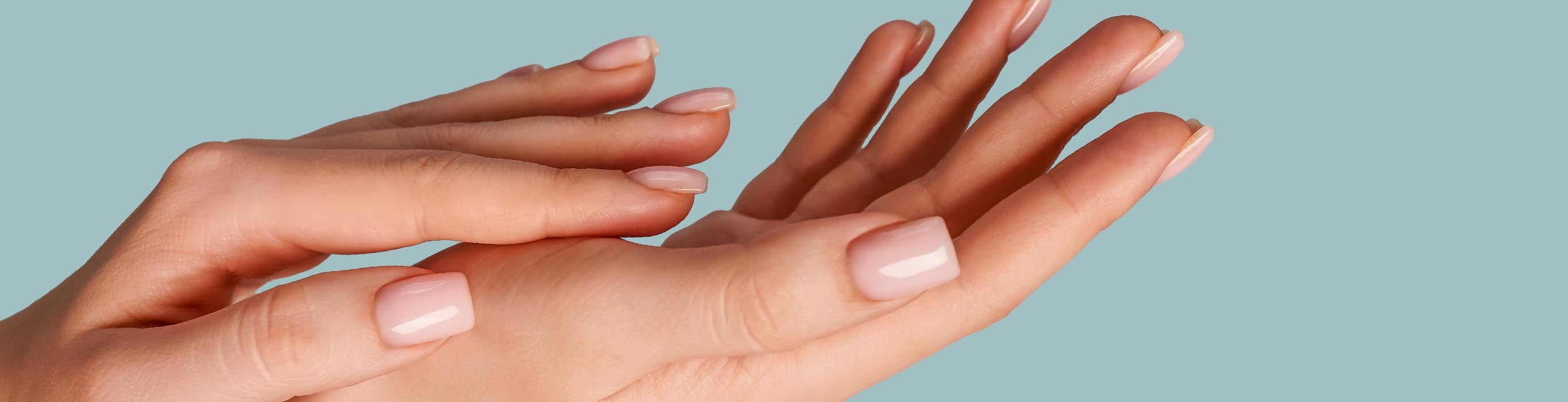 Soins professionnels pour renforcer les ongles